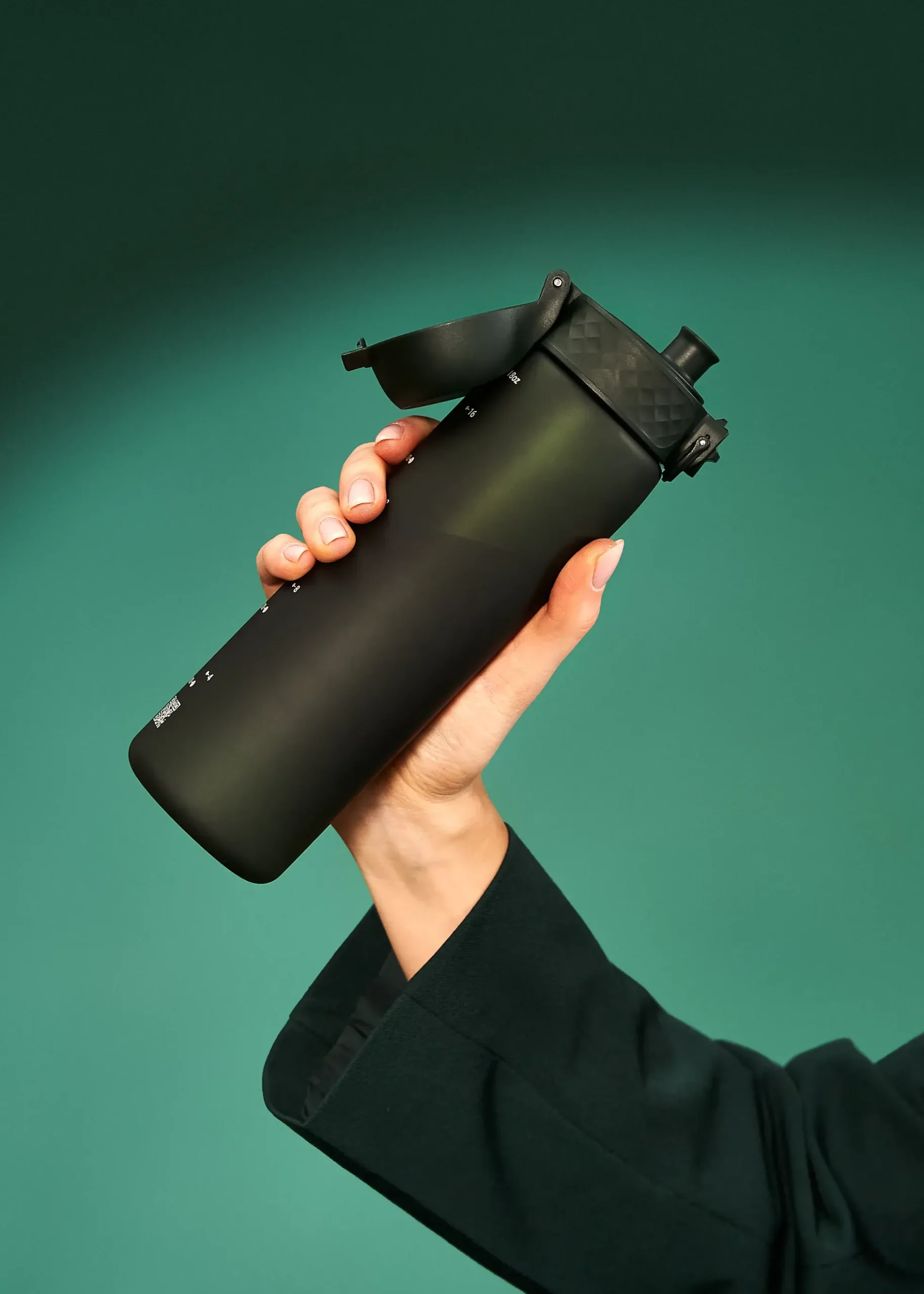 Drikkeflaske ION8 0,5l Mørkegrønn