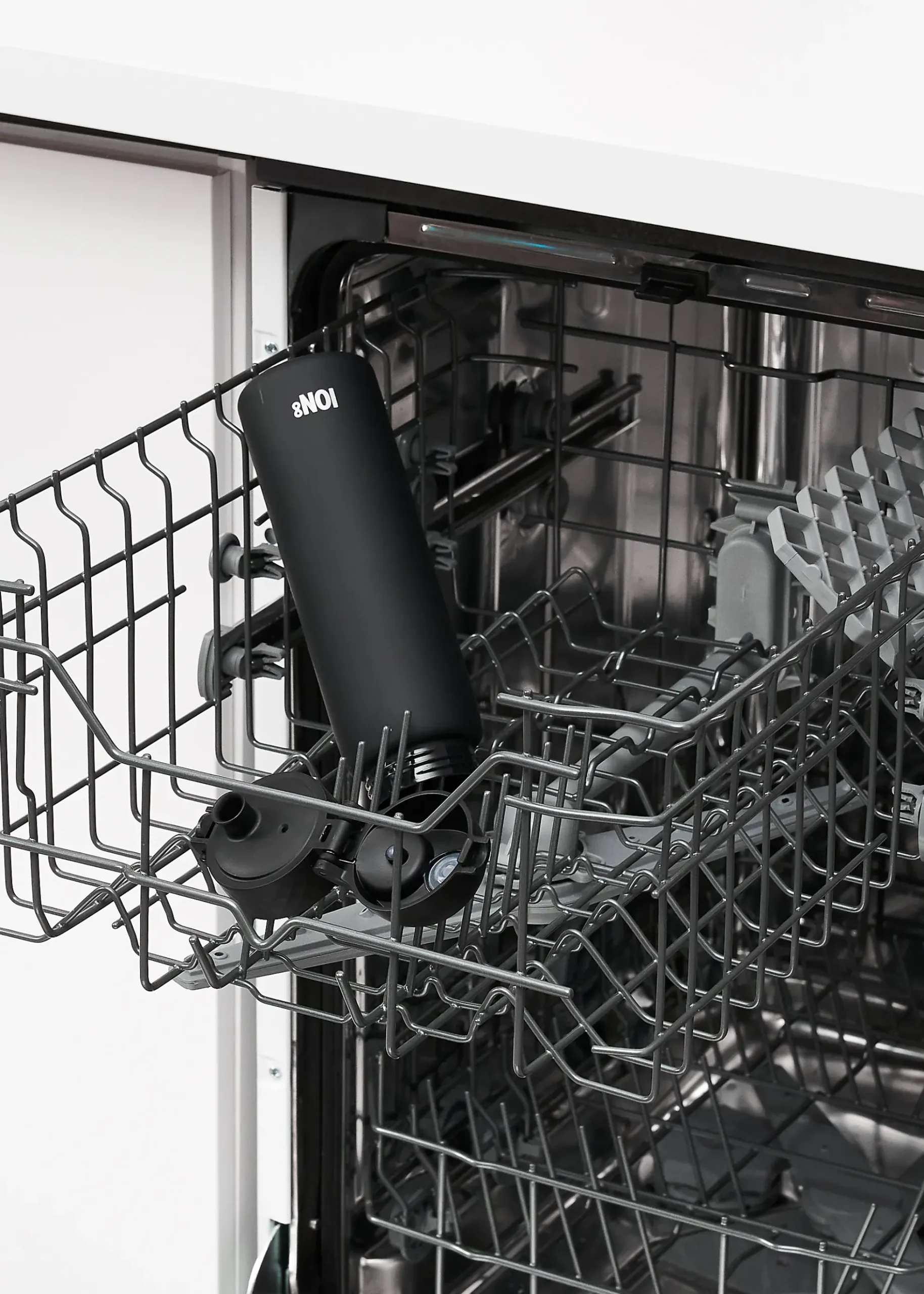 Drikkeflaske ION8 0,5L Svart