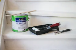 Gulvmaling halvblank hvit 0,75l