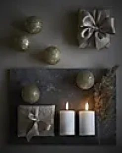 Kubbelys LED i parafin voks Nordisk Hvit 5x8cm