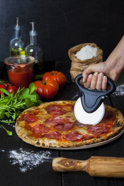 Pizzahjul sort ergonomisk