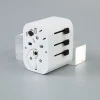 REISEADAPTER TIL DE FLESTE UTTAK INKL 3xUSB JORDET