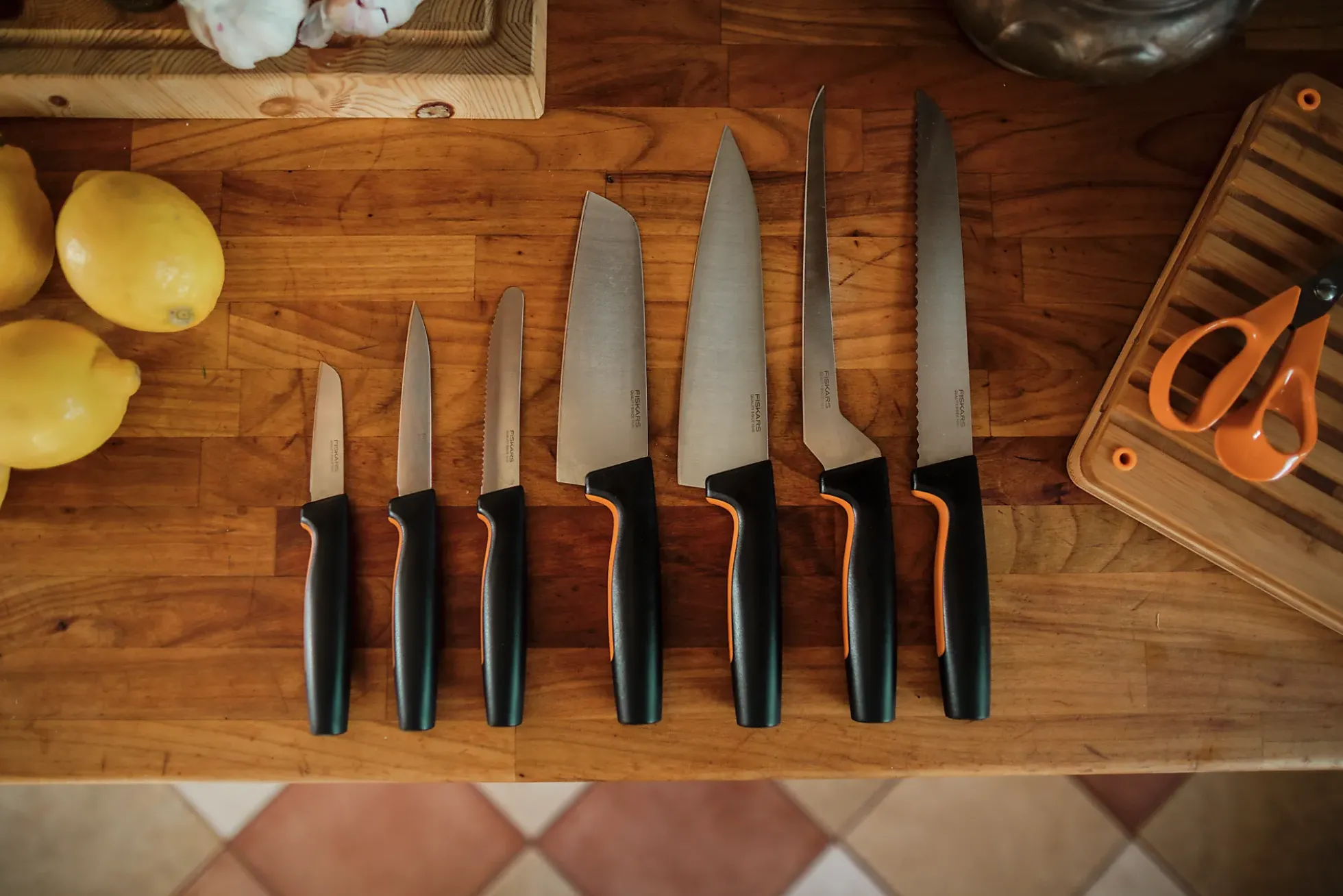 Skrellekniv rett Functional Form 8cm