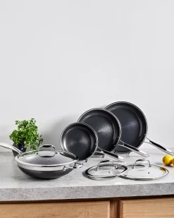 Stekepannesett hybrid med 3 stekepanner 1 Wok og 3 lokk