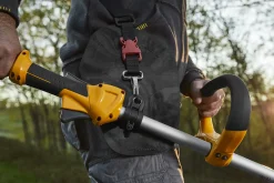 Trimmer / Ryddesag Bc 330 A 2-taktsmotor Skjærebredde 43Cm