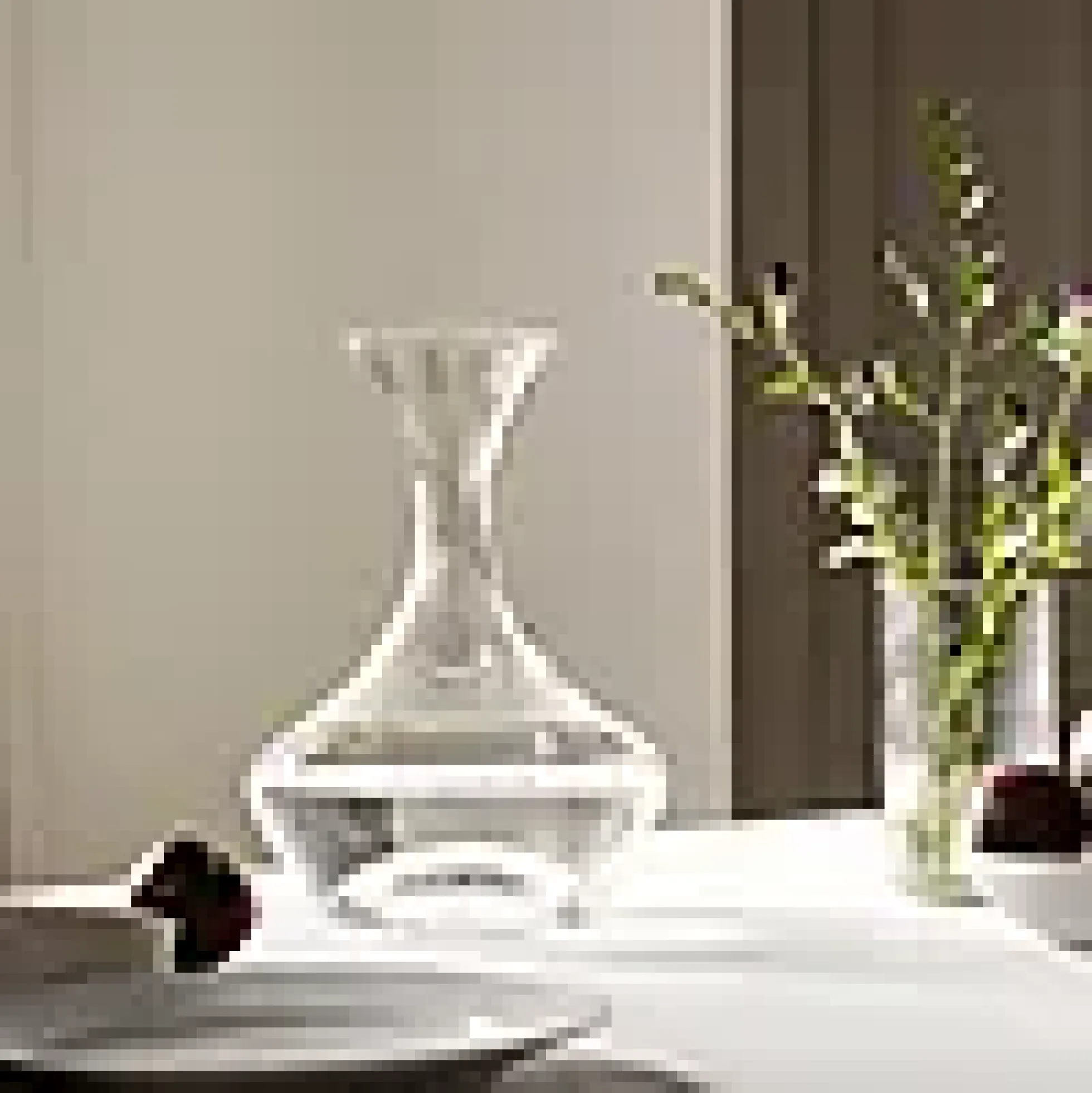 VASE H15,5 KLAR MUNNBLÅST GLASS