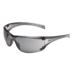 Vernebrille Virtua med ripesikker grå linse