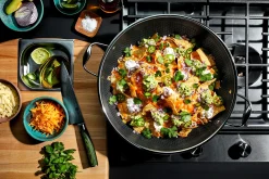 Wok med lokk 36cm hybrid